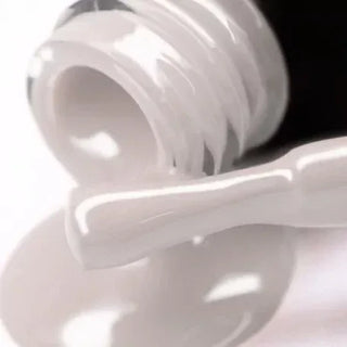UV/LED Gel Polish Nagellack PNB 160 "MILKY HAZE"  8ml