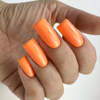 UV/LED Gel Polish Nagellack PNB Juicy Spark, Mango Blaze, 8ml